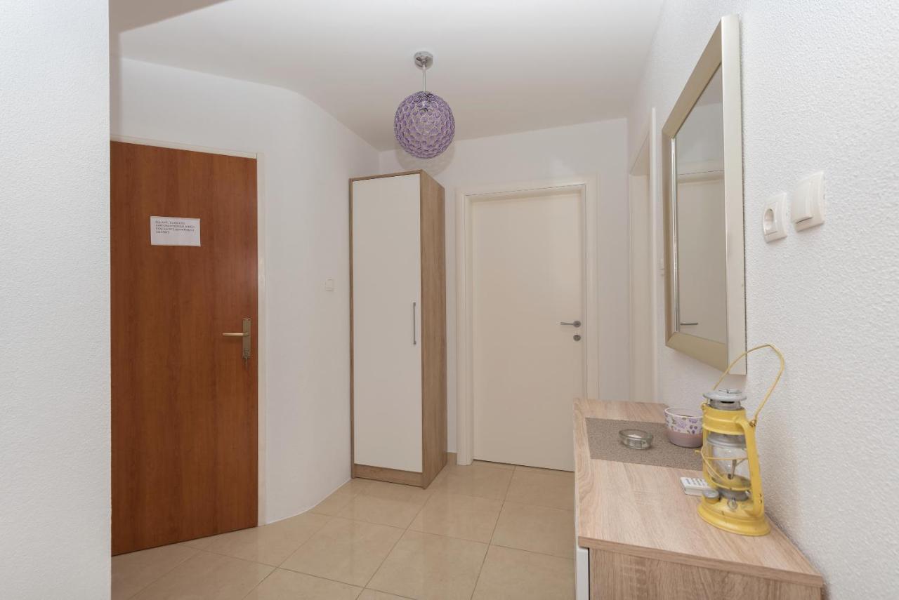 شقة Nina Seaview Baška Voda المظهر الخارجي الصورة