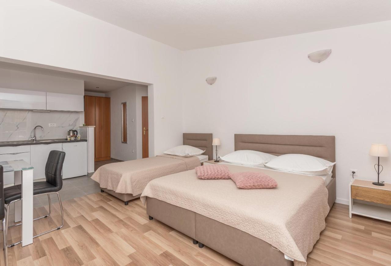 شقة Nina Seaview Baška Voda المظهر الخارجي الصورة